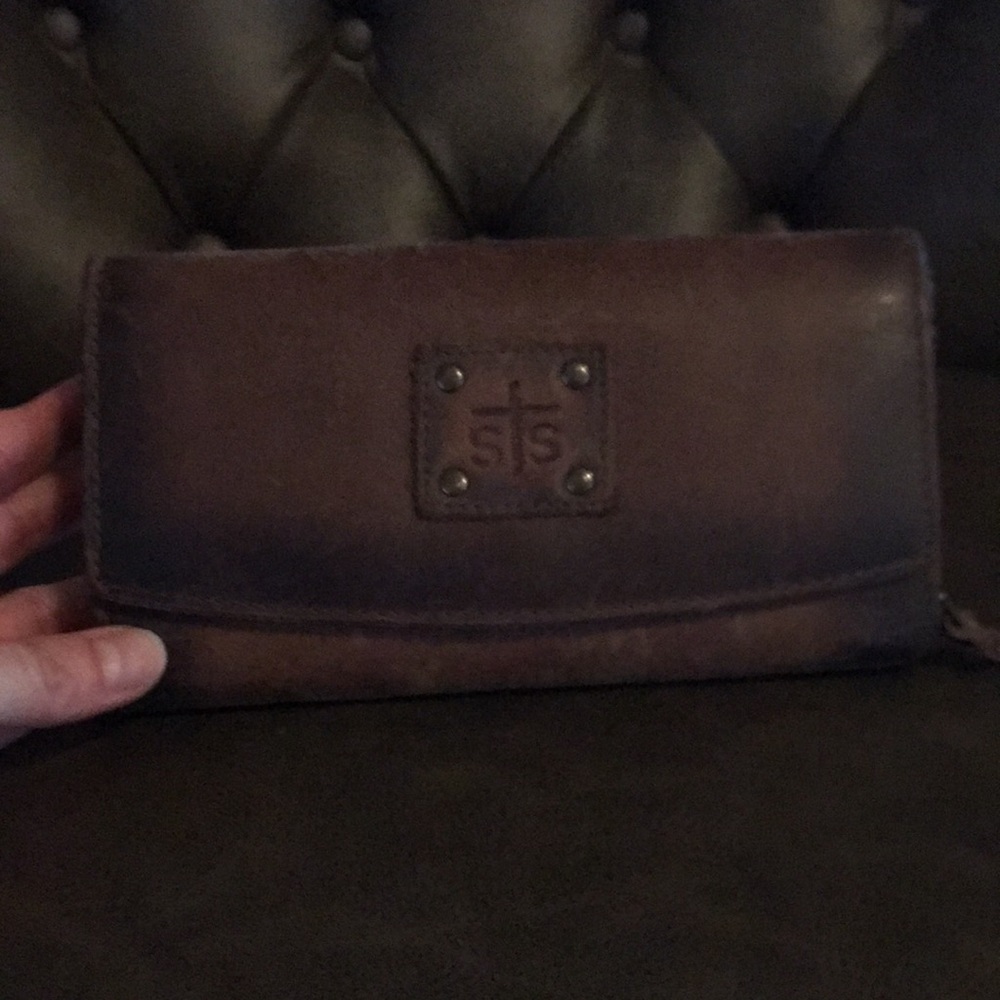 STS wallet, bought and carried for less than a month, just don’t use all pockets